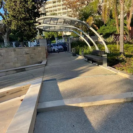 شقة 2 Pieces Avec Terrasse Et Piscine Croisette