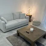 2 Pieces Avec Terrasse Et Piscine Croisette *